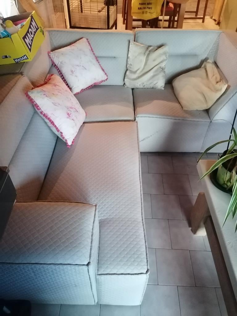Zetel 2 en hoek zit, Enlèvement