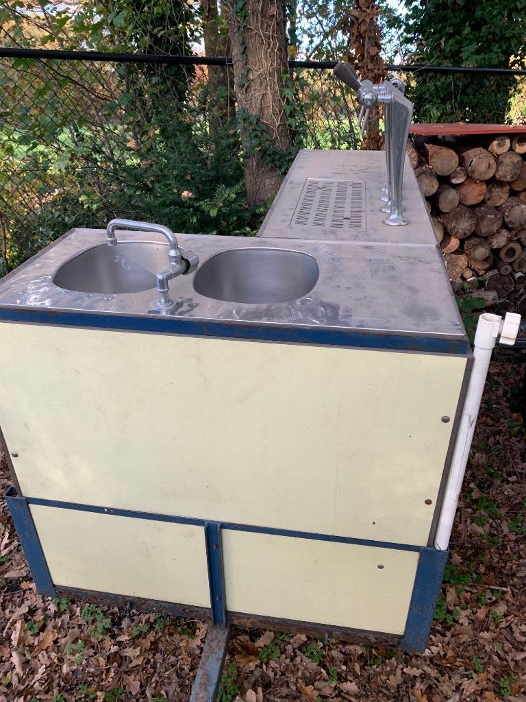Biertap op aanhanger, Enlèvement, Utilisé