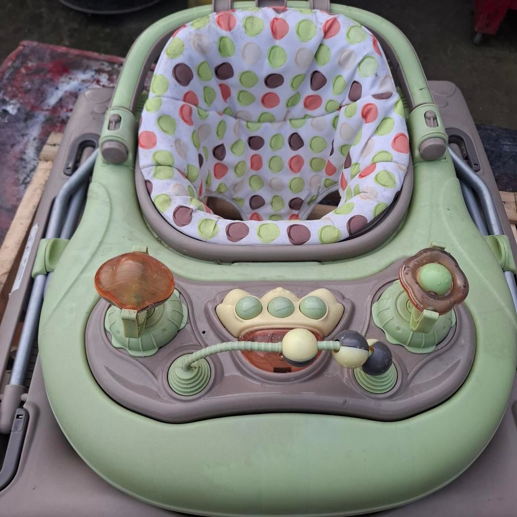 Trotteur bébé .