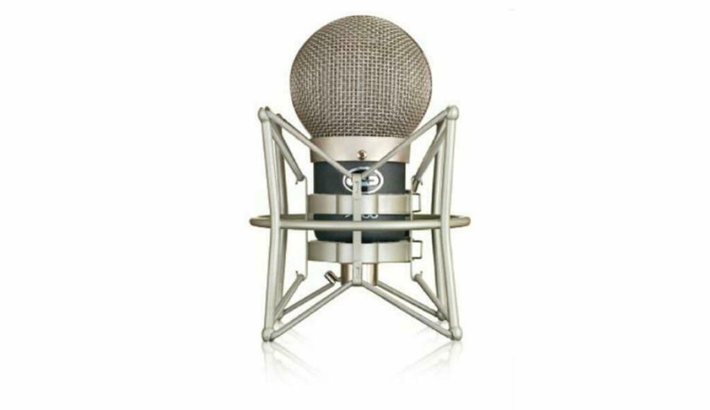 Gezocht: ribbon microfoon Cad trion 7000, Muziek en Instrumenten, Ophalen