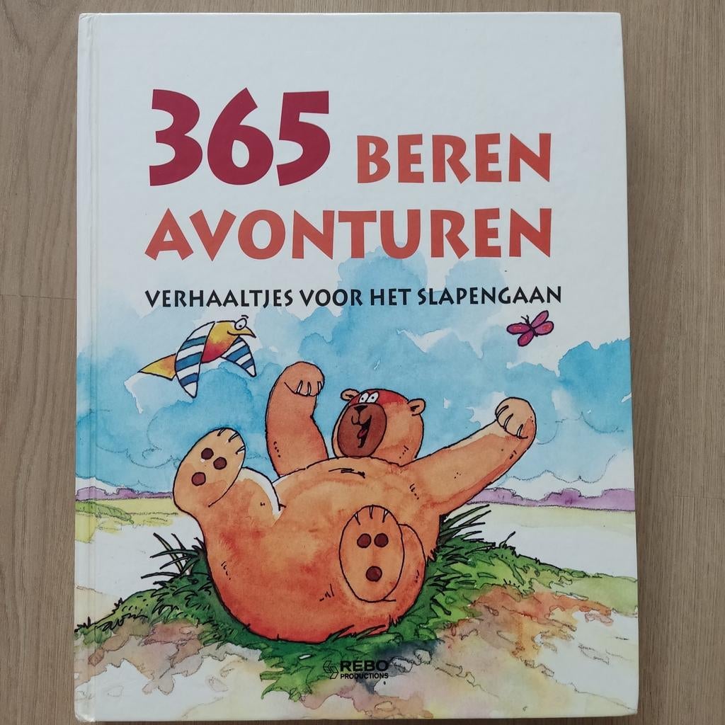 365 berenavonturen - verhaaltjes voor het slapengaan, Ophalen of Verzenden, Zo goed als nieuw