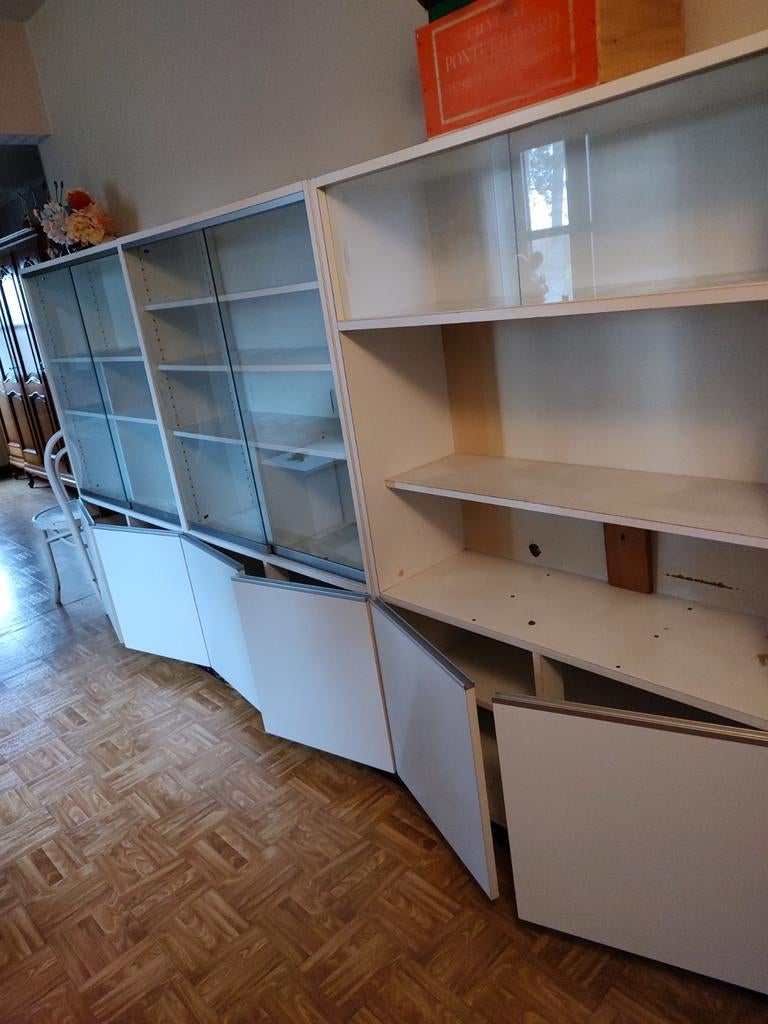 vitrinekasten 3 stuks, kastje is  h152, d 32, b 95,5, alle 3, Huis en Inrichting, Ophalen