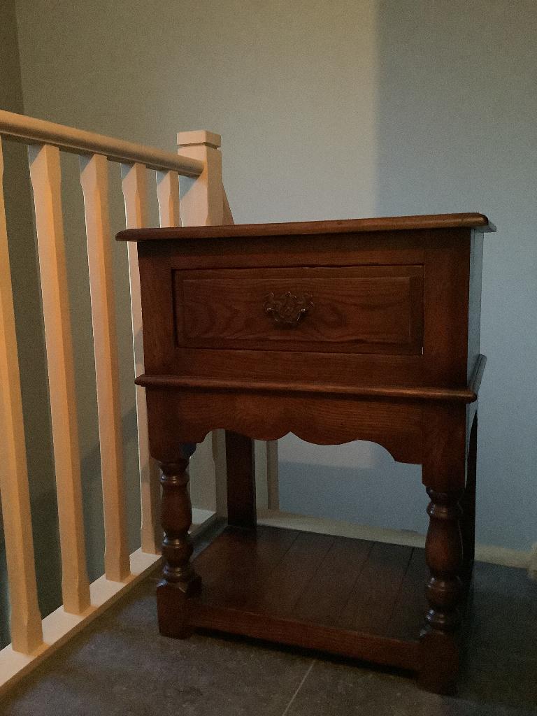 Vintage kastje met lade in landelijke stijl, Huis en Inrichting, Kasten | Overige, Ophalen, Zo goed als nieuw