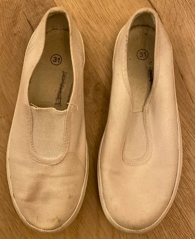 Sandales de gym 31, Sports & Fitness, Gymnastique, Enlèvement, Utilisé, Blanc, Chaussons de gymnastique