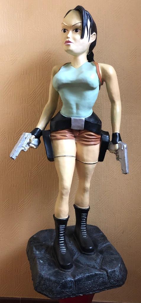 Prachtig groot Lara Croft Tomb Raider beeld, Collections, Enlèvement ou Envoi