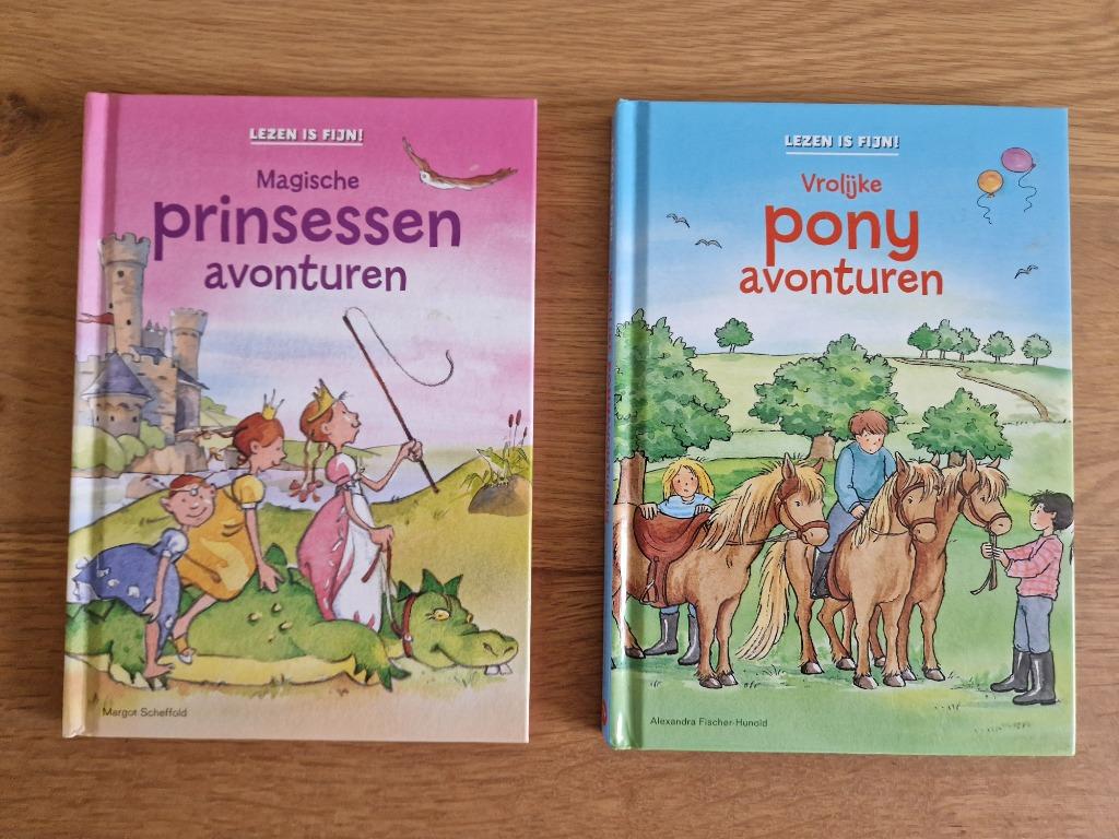2 leesboeken 7 jaar prinsessen en pony avonturen, Ophalen, Zo goed als nieuw