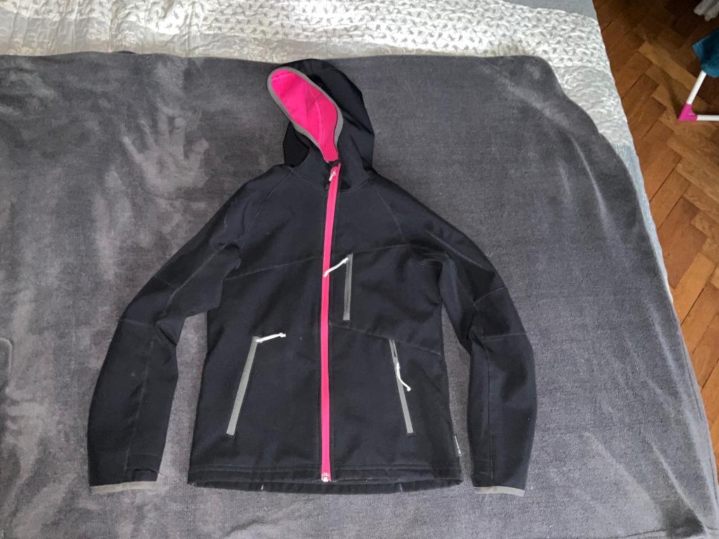 Veste softshell fille 128 Décathlon, Enlèvement ou Envoi, Pull ou Veste, Decathlon, Utilisé