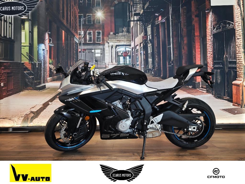 CF MOTO 675 SRR GRIJS, 675 cc, LED Verlichting, Bedrijf, 3 cilinders