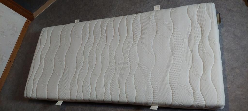Matelas pour 1 personne 90 x 200 cm. Latex, Enlèvement, Comme neuf, 200 cm, Matelas