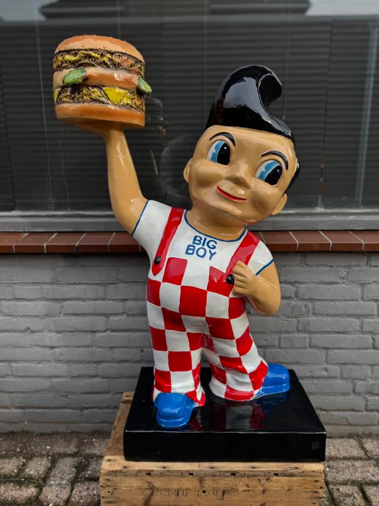 Décoration à l'effigie de Big Boy, Enlèvement, Utilisé, Fantasy