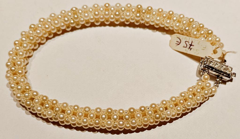 Bracelet semi rigide, 7 rangs perles, section carrée, NEUF, Ophalen of Verzenden, Nieuw, Wit, Kunststof of Plastic