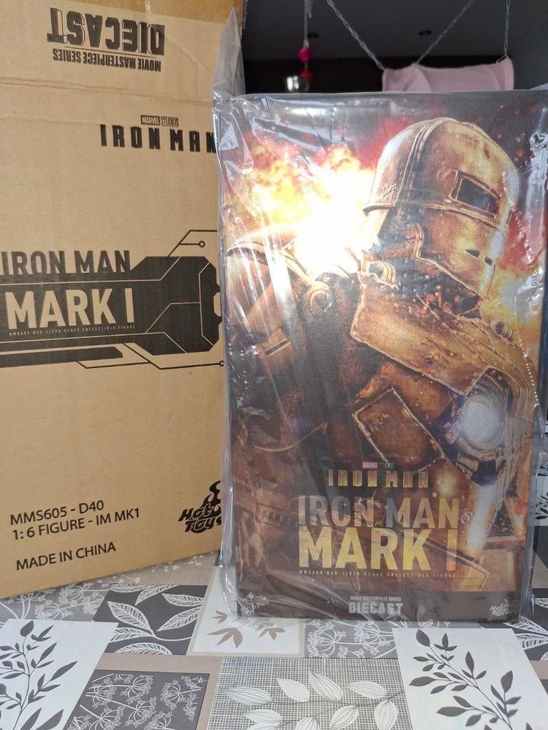 Iron mark i hot toys diecast, Enlèvement ou Envoi, Neuf
