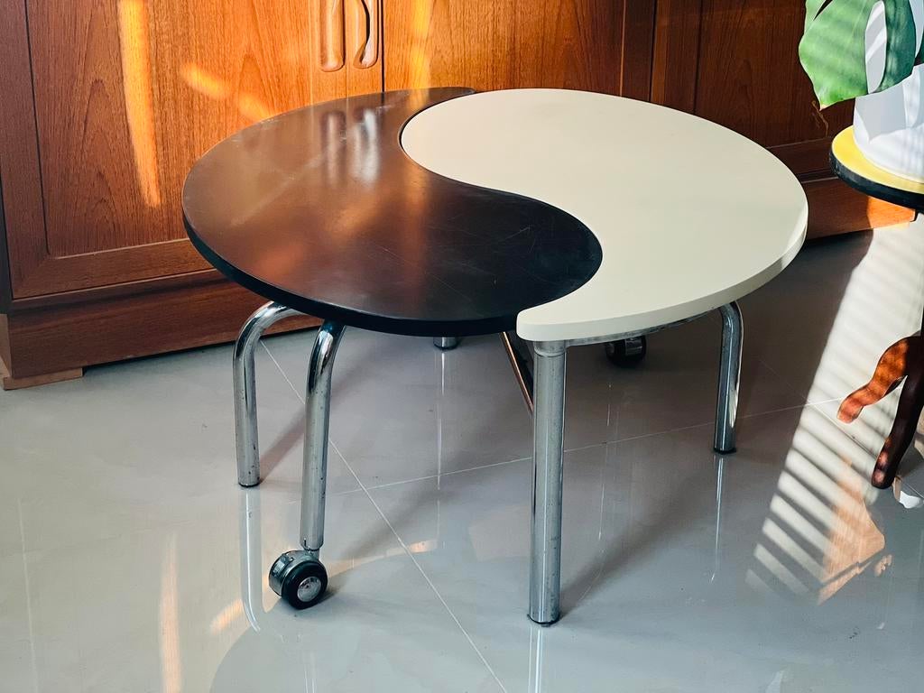 Table basse vintage japonisante, Maison & Meubles, Tables | Tables de salon, Enlèvement