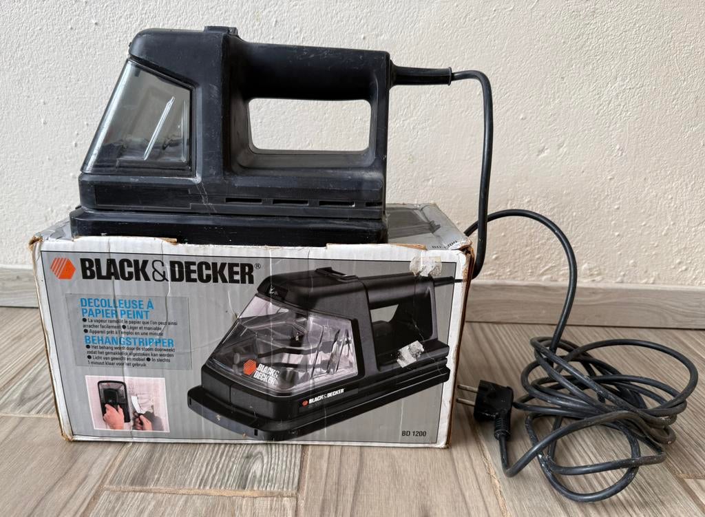 Behangpapier stomer, Enlèvement, Utilisé