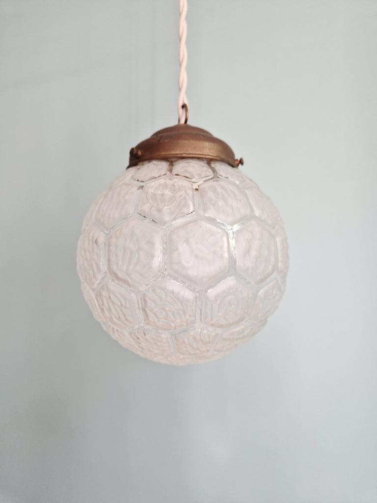 Suspension Art Déco en verre satiné, années 1920-30, Enlèvement ou Envoi