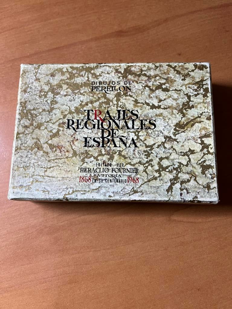 Speelkaarten Trajes Regionales de Espana, Antiek en Kunst, Curiosa en Brocante, Ophalen of Verzenden