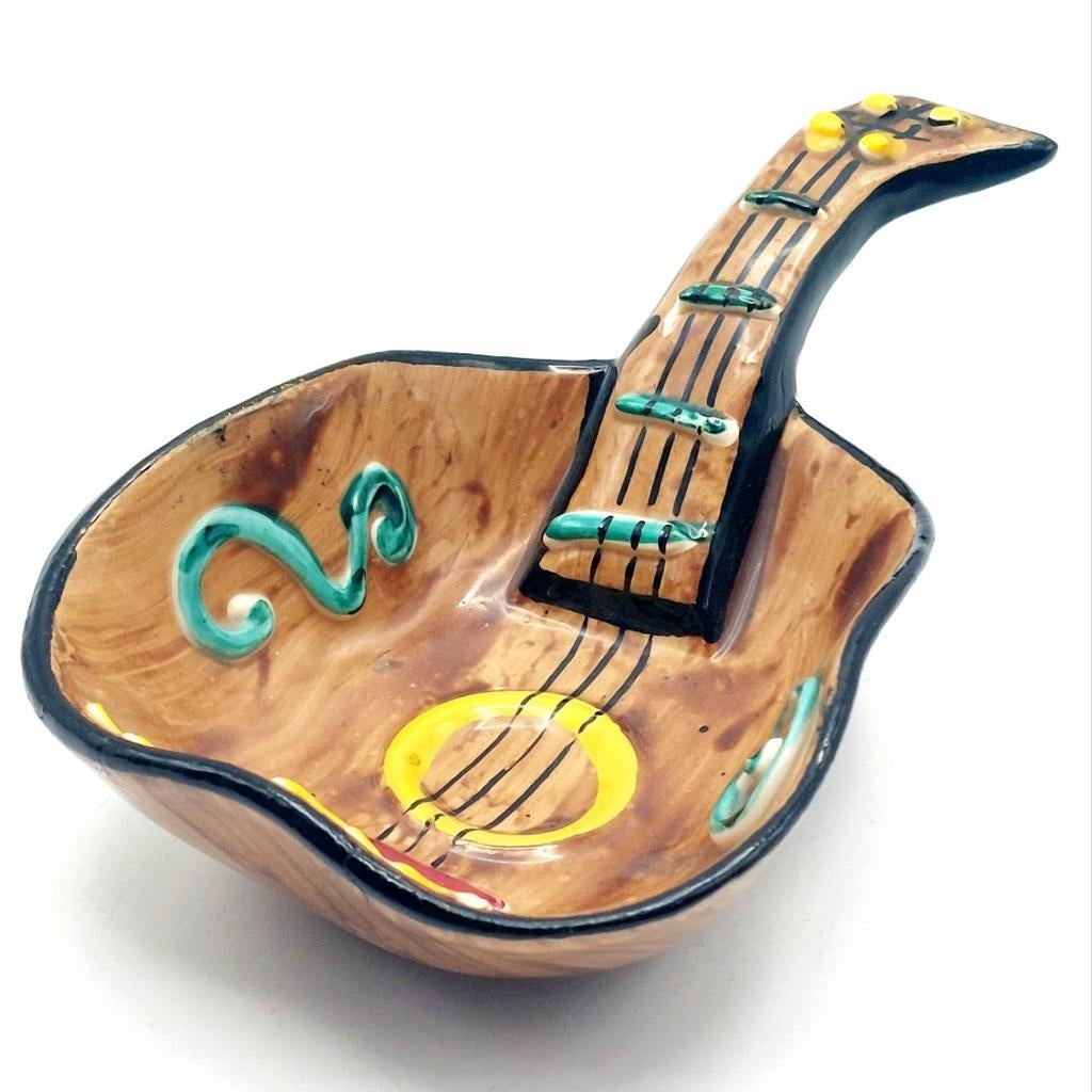 Plat en forme de mandoline, Enlèvement ou Envoi