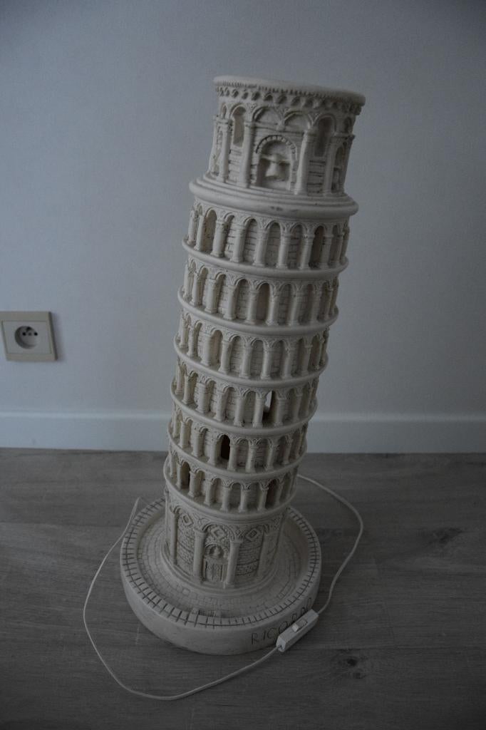 Nieuwe Pisa toren met verlichting 55 cm + kathedraal beeldje, Ophalen