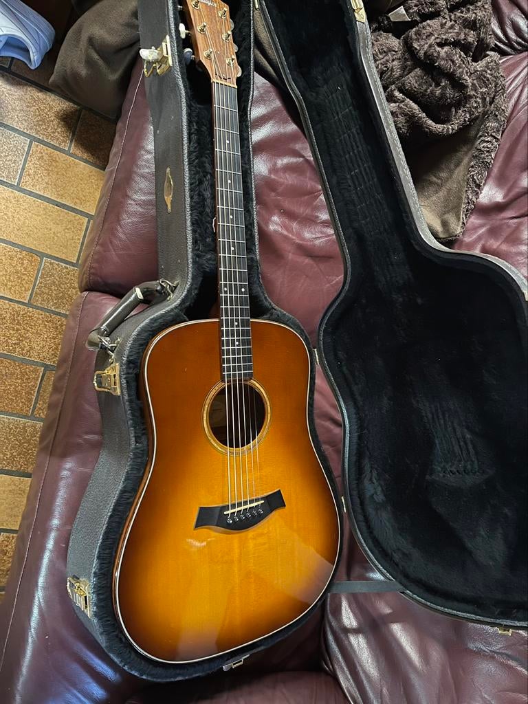 Taylor 510 sunburst 2002 elektro, Muziek en Instrumenten, Snaarinstrumenten | Gitaren | Akoestisch, Ophalen, Zo goed als nieuw