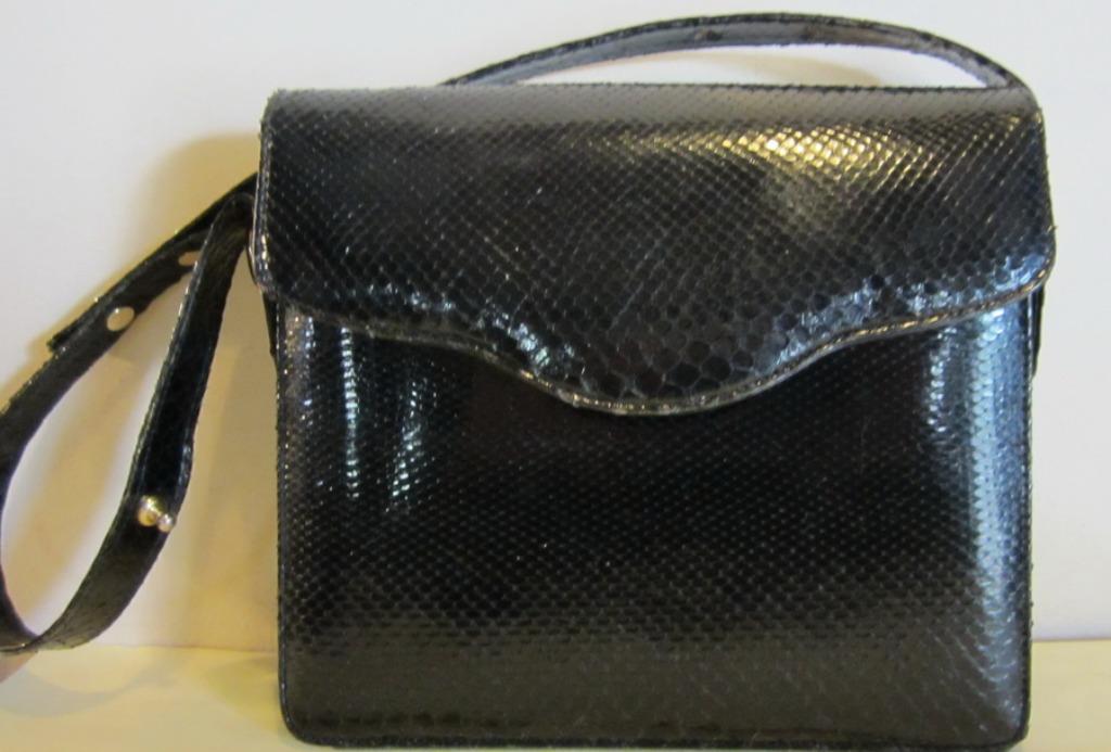 Sac vintage en peau de serpent noir, sac à bandoulière 299, Enlèvement ou Envoi, Comme neuf, Noir, Sac à bandoulière