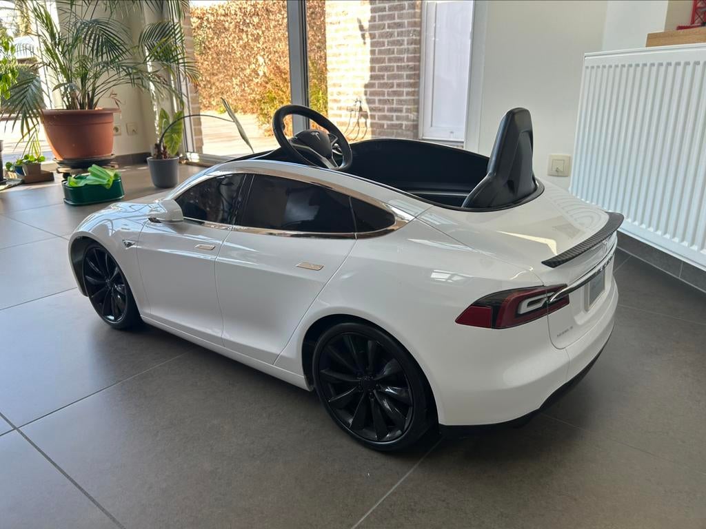 Tesla Model S for kids, Kinderen en Baby's, Ophalen, Zo goed als nieuw