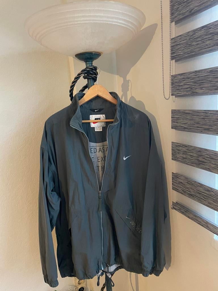 Vest van het merk Nike maat L kleur licht groen, Maat 52/54 (L), Nike, Ophalen of Verzenden, Zo goed als nieuw
