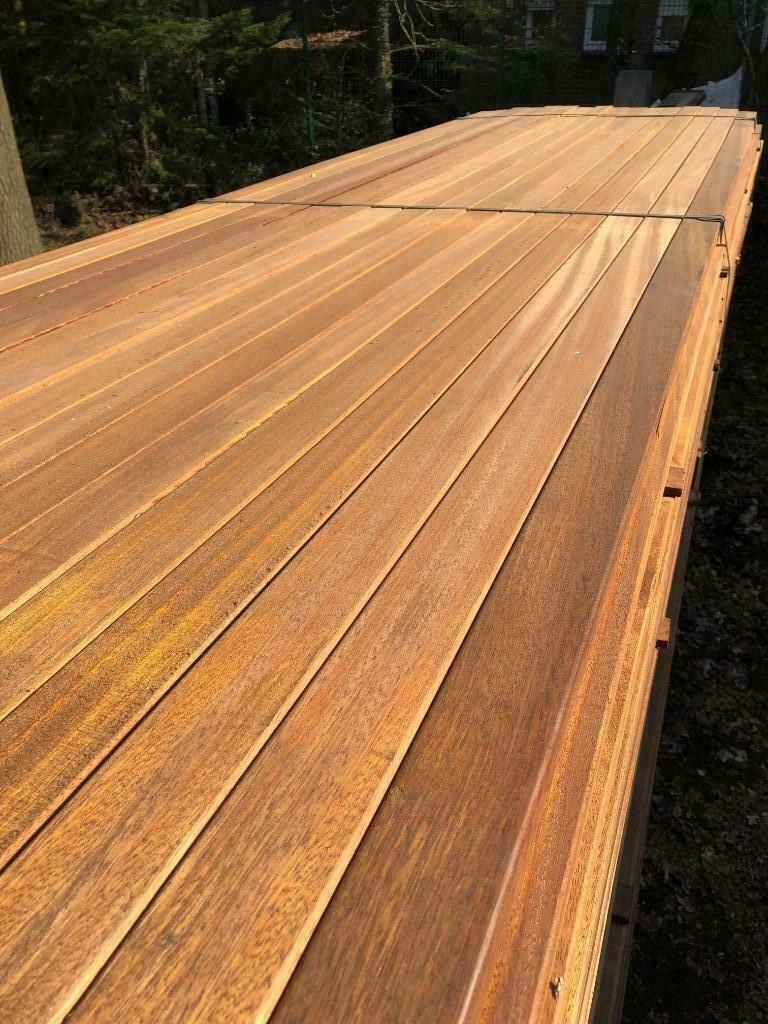 CHEVRONS LAMBOURDES MADRIER SOLIVES IPÉ TERRASSE PLANCHES, Doe-het-zelf en Bouw, Hout en Planken, Ophalen