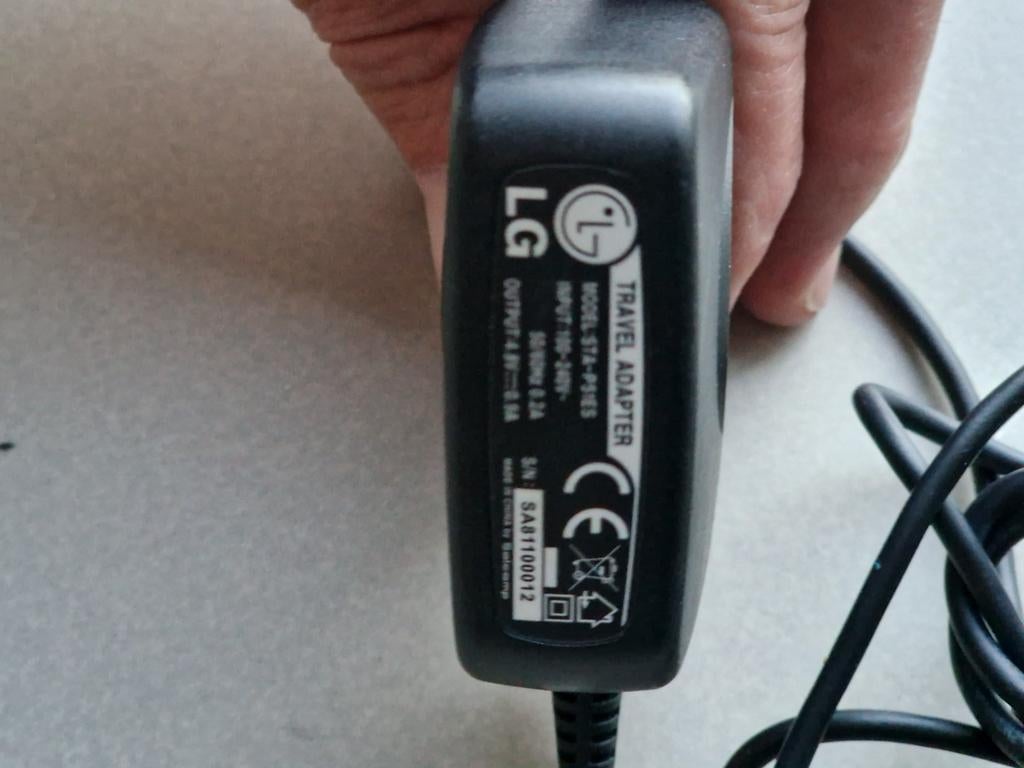 LG Gsm oplader, Telecommunicatie, Mobiele telefoons | Telefoon-opladers, Ophalen, Gebruikt, LG