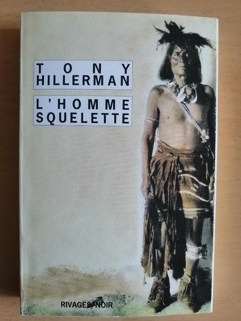 L'Homme Squelette de Tony Hillerman, Enlèvement ou Envoi