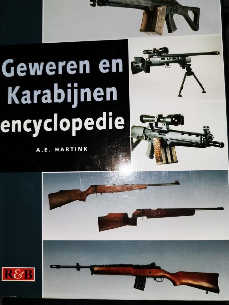 Geweren en karabijnen enceclopedie A. E. Hartink, Ophalen of Verzenden, Zo goed als nieuw