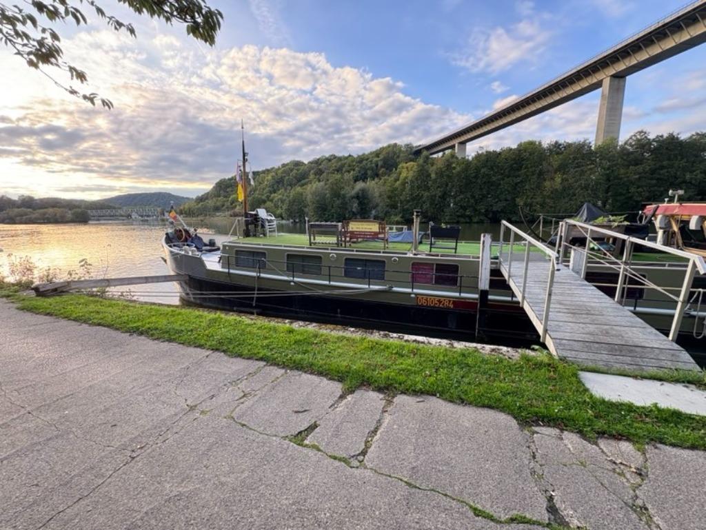 Woonboot, Immo, 90 m², Dinant, 2 kamers, Provincie Namen