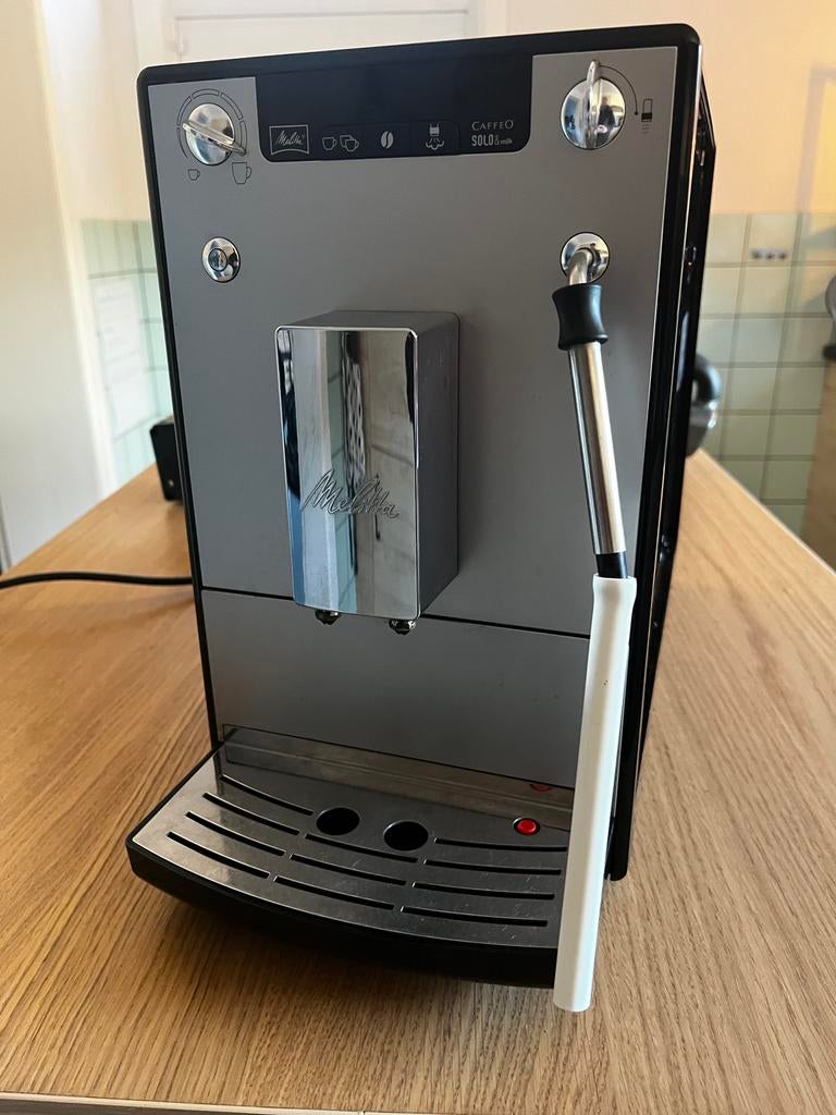 Melitta caffeo solo espresso koffie volautomatisch, Machine à espresso, Réservoir d'eau amovible, Café en grains, Utilisé