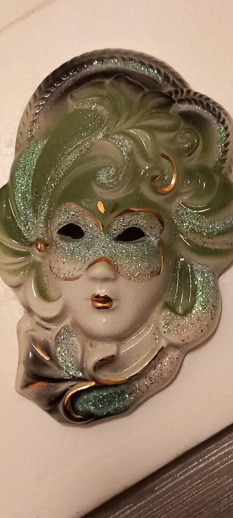 Venetiaans masker in porcelein, Ophalen, Zo goed als nieuw