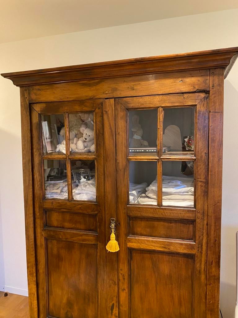 Notelaren vitrinekast, Antiquités & Art, Antiquités | Meubles | Armoires, Enlèvement