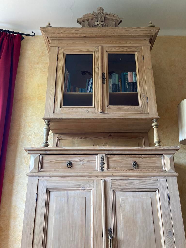 Antieke buffetkast. Massief hout., Huis en Inrichting, Kasten | Buffetkasten, Ophalen, Gebruikt, Glas
