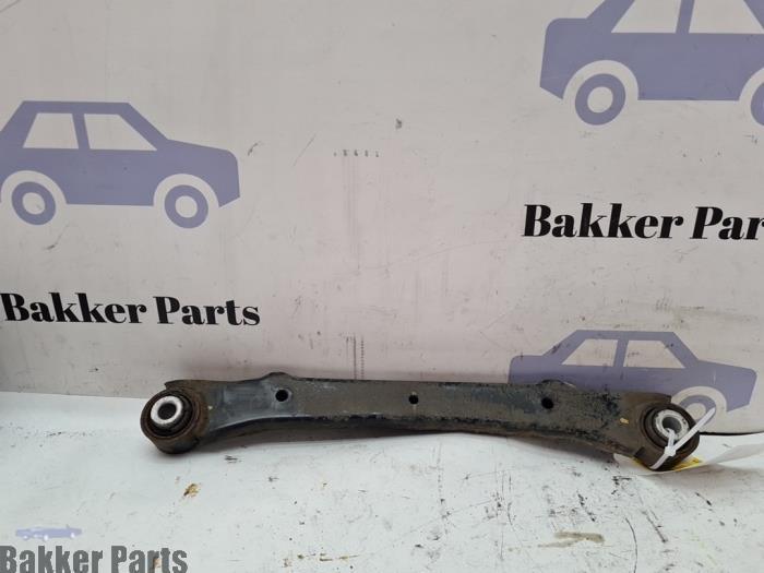 Bras de suspension arrière droit d'un Hyundai I40, -, -, 3 mois de garantie, Utilisé
