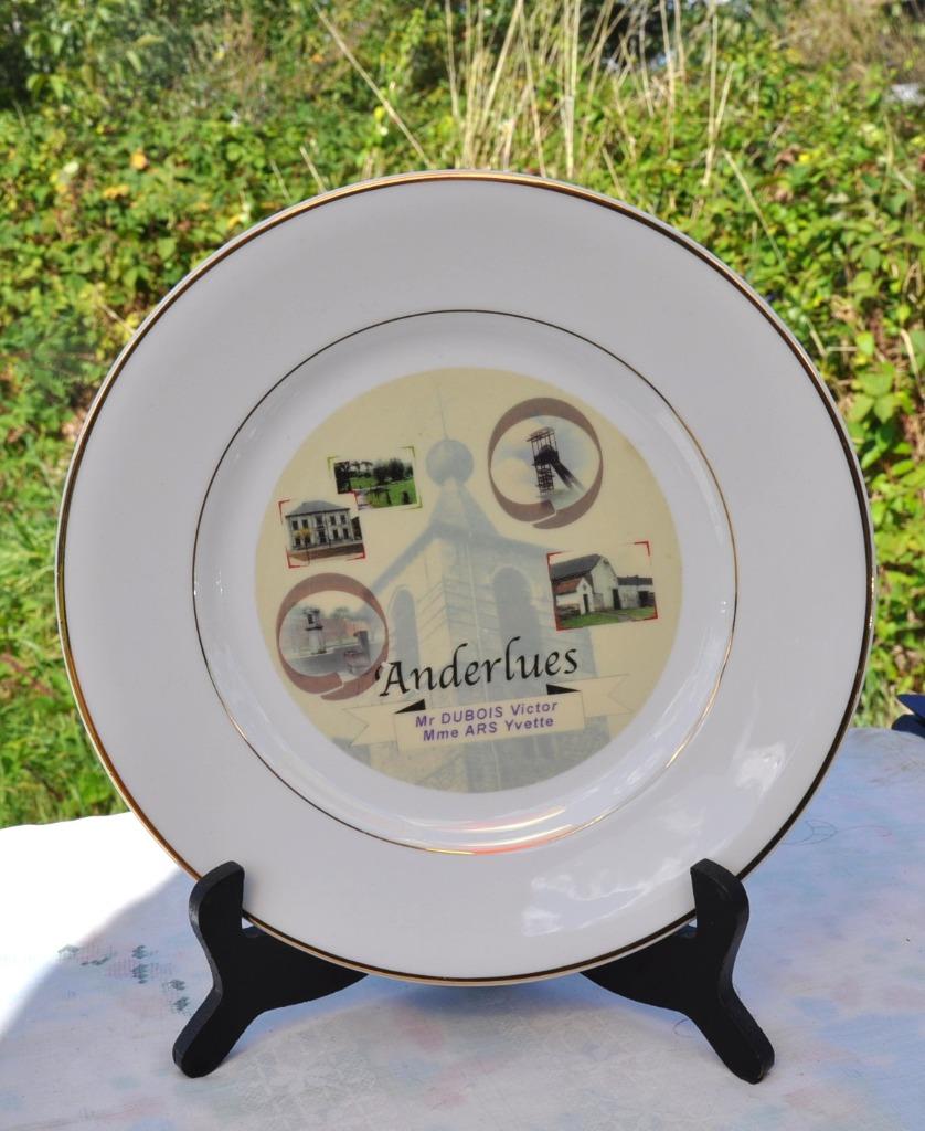 assiette decorative porcelaine 5 édifices Anderlues, Enlèvement ou Envoi