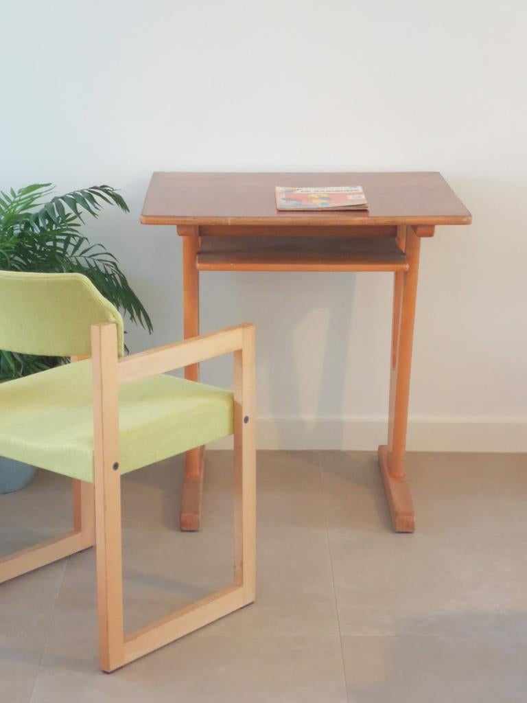 Bureau d'école Casala, Enlèvement