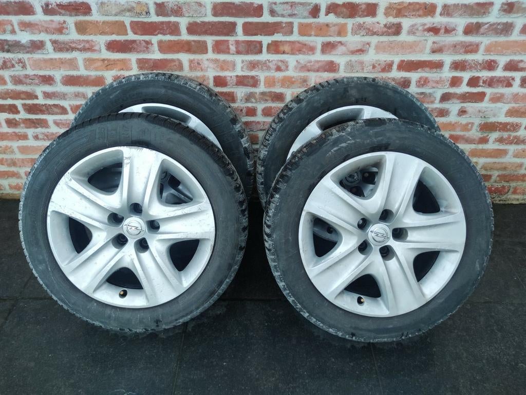 Opel astra J Zafira C winter stalen velgen winterbanden 17", Auto-onderdelen, Ophalen, Opel