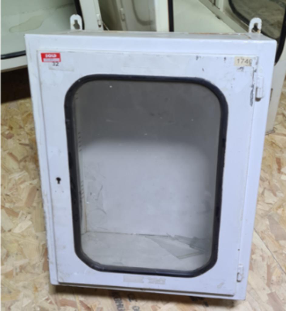 Apotheekkast hangmodel, Ophalen, Gebruikt, Met lade(s), Glas
