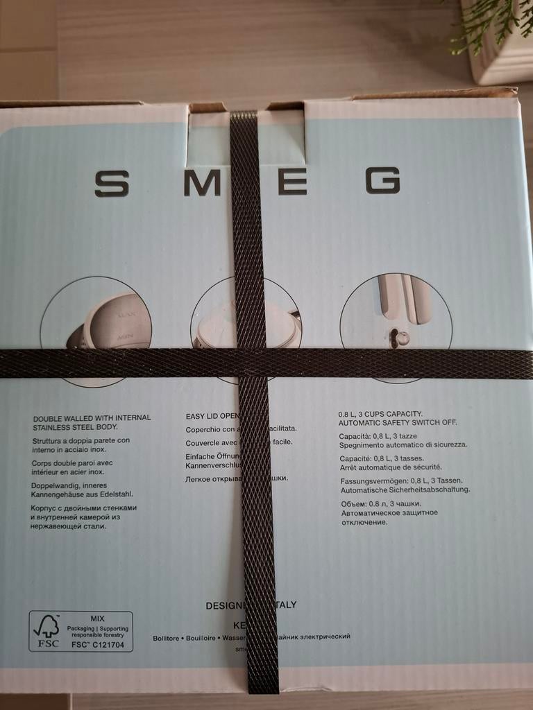 SMEG water koker en toaster set luxe NIEUW, Ophalen of Verzenden, Zwart