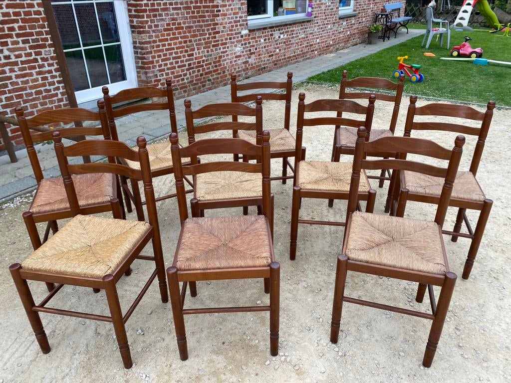 Vieilles chaises vintage, Enlèvement