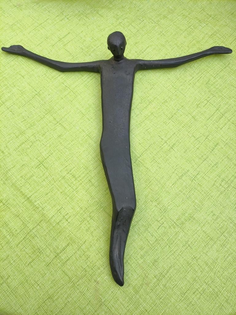 Crucifix (Retski), Enlèvement