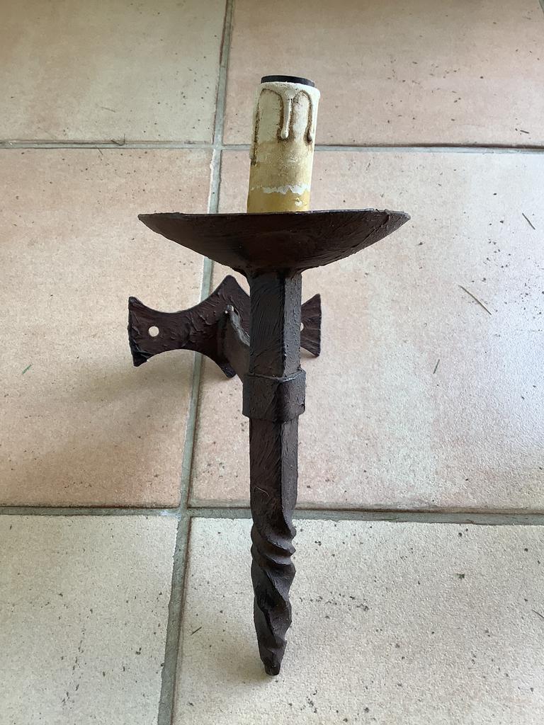 Smeedijzeren wandlampen maat 25 cm, Antiek en Kunst