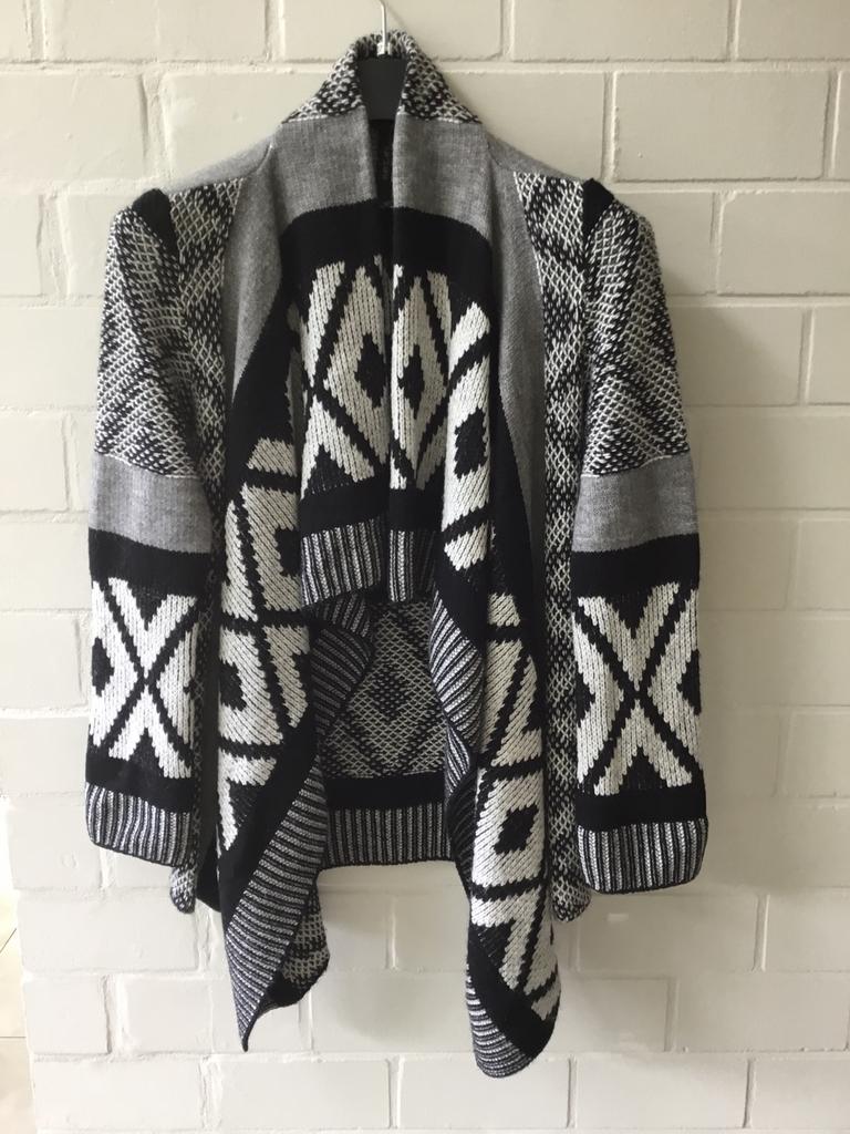 Gilet ouvert MARCCAIN, Enlèvement ou Envoi, Taille 36 (S), Comme neuf, Noir