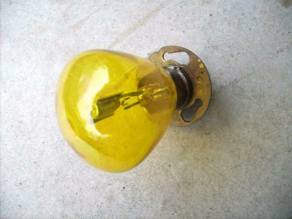 Ampoule de phare 12V 36/36 W jaune, voitures des années '30, Enlèvement ou Envoi, Neuf, Buick