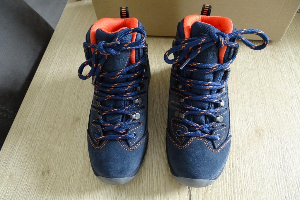 NIEUWE/ONGEDRAGEN wandelschoenen/botinnen Berghen maat 29, Ophalen of Verzenden, Nieuw, Schoenen