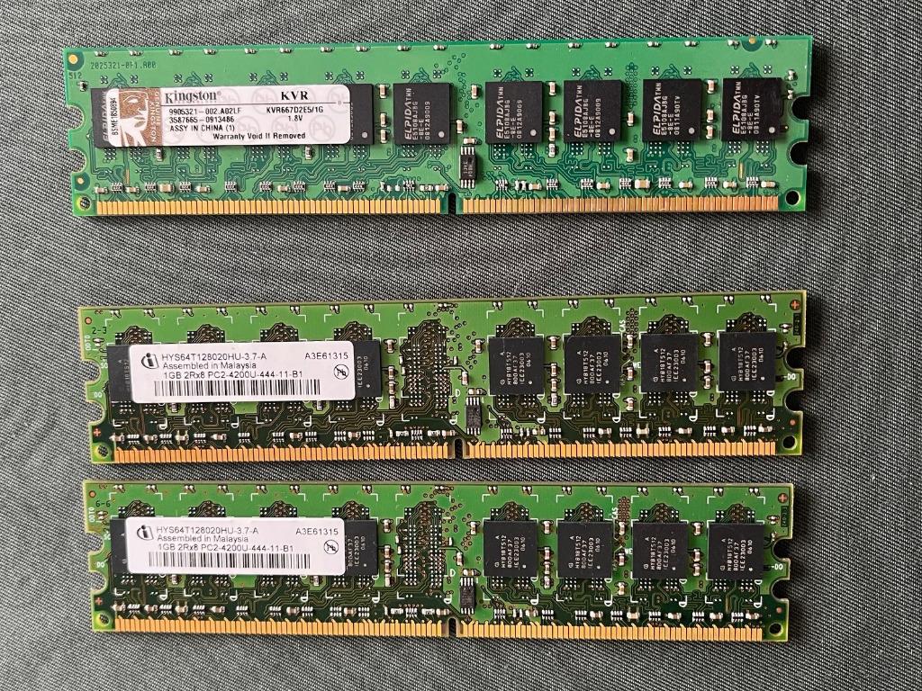 3x 1 Gb DDR2 DIMM's, 1 GB of minder, Ophalen of Verzenden, Zo goed als nieuw, DDR2