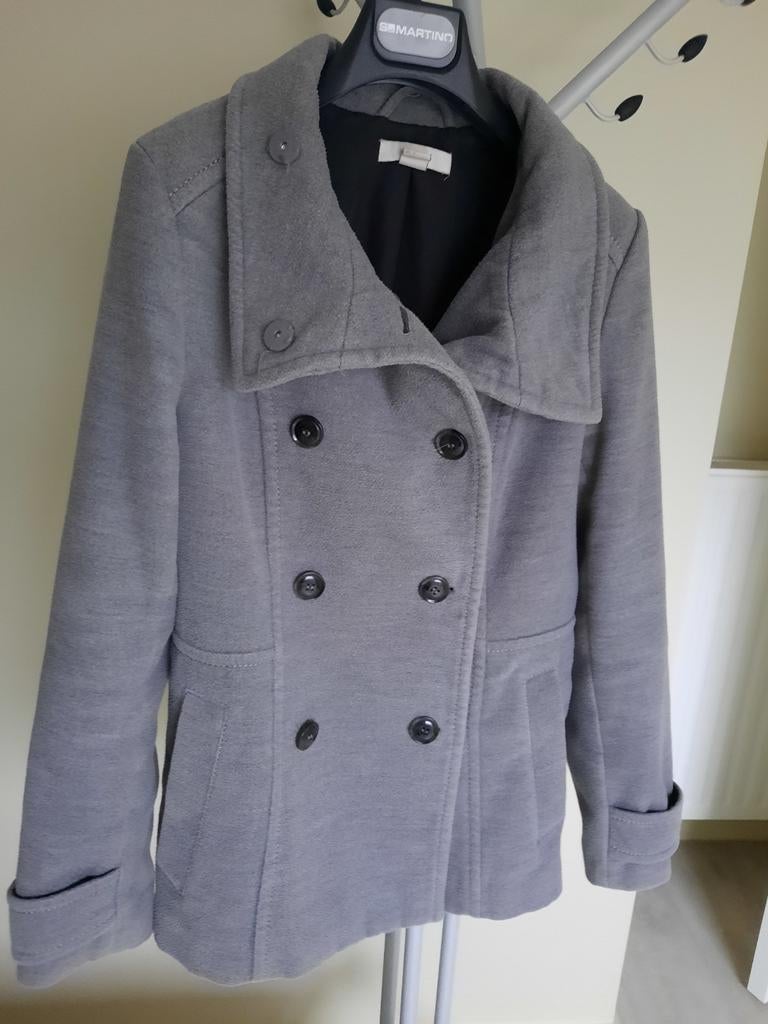 Grijze damesmantel maat M (38), Kleding | Dames, H&M, Zo goed als nieuw, Grijs, Ophalen