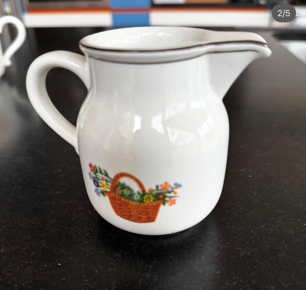 Pot à lait pour animaux Villeroy & Boch, Maison & Meubles, Enlèvement ou Envoi, Porcelaine, Assiettes(s)